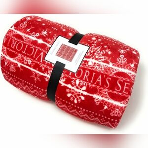 Victoria's Secret Red Snowflake Sherpa Blanket